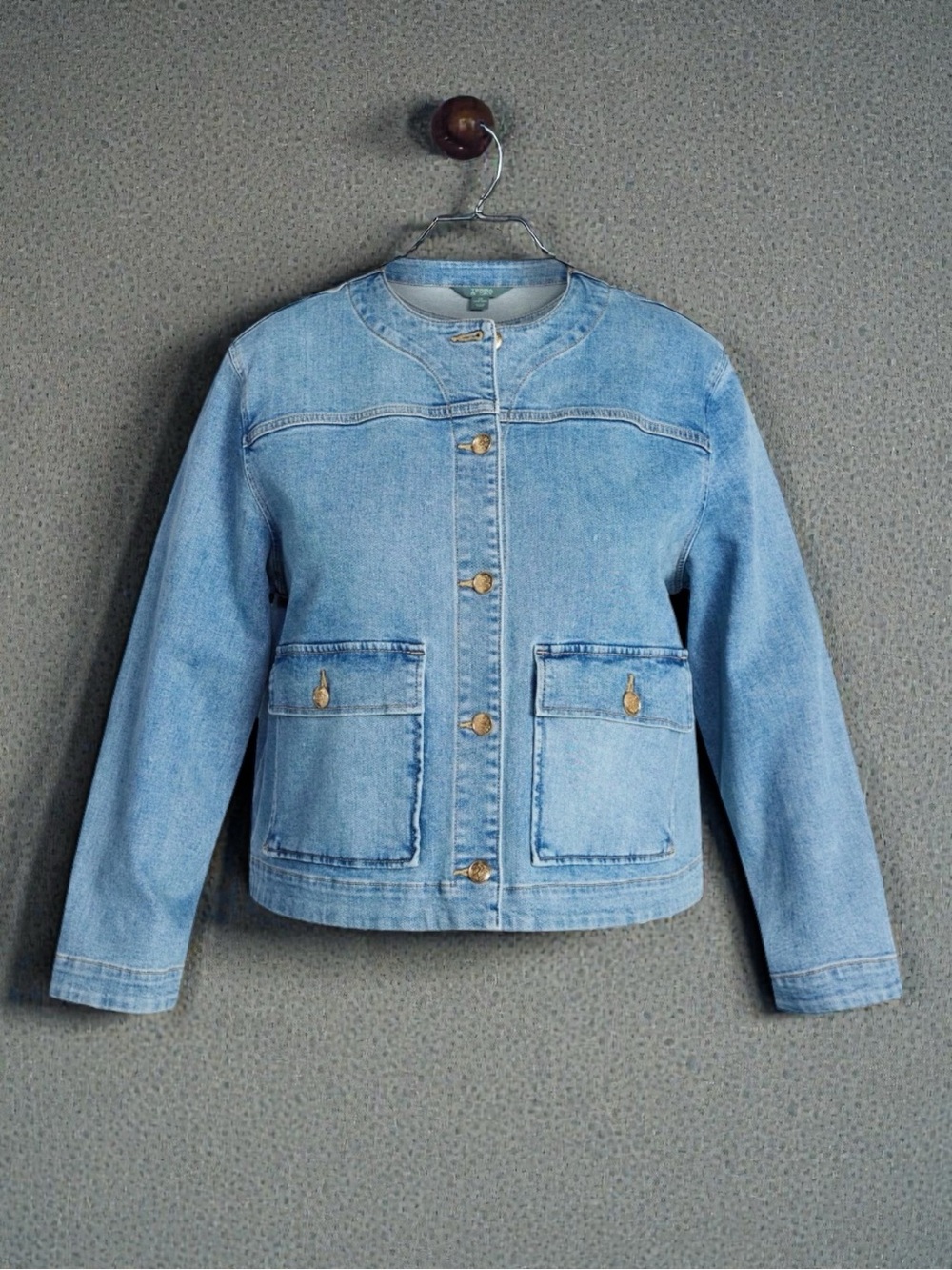Light Wash Denim Jacket - Classic Button Front 1X 16/18 NWT